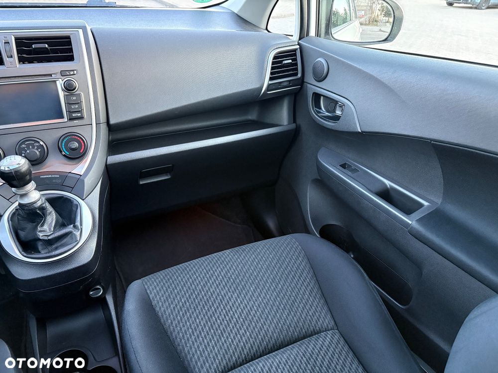 Toyota Verso S 1.33 Premium - 22