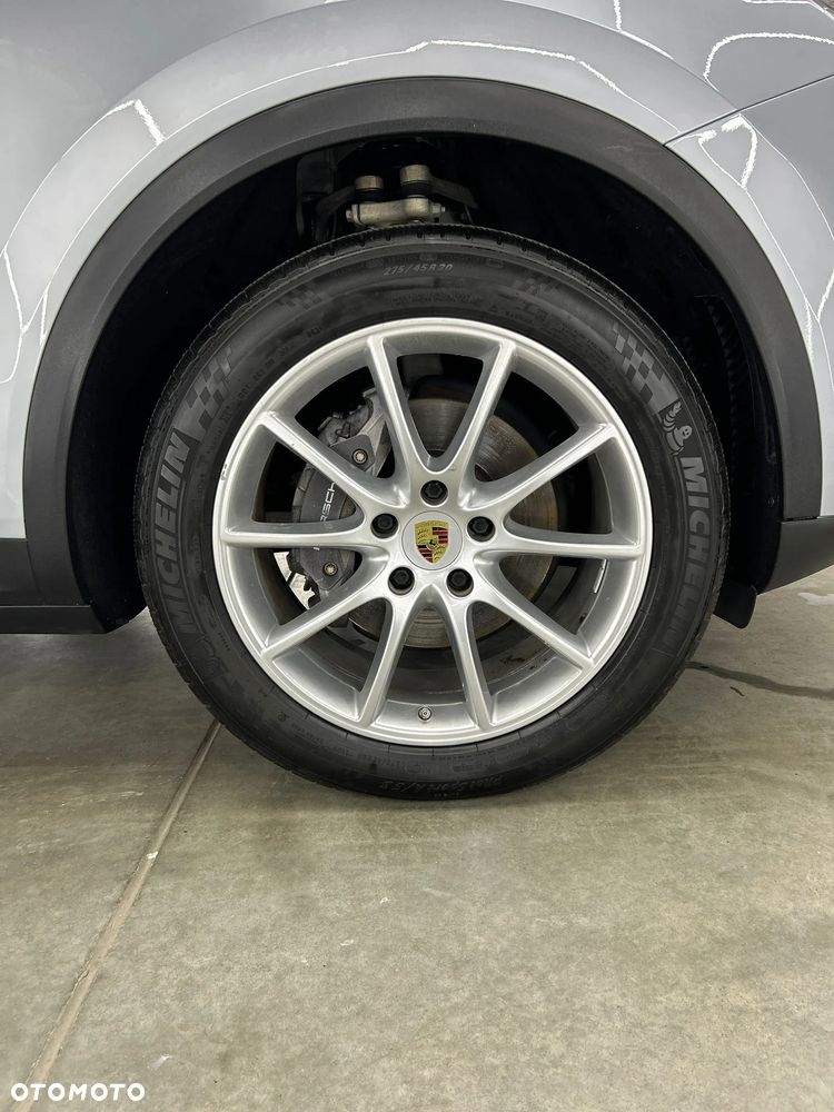 Porsche Cayenne Tiptronic S - 5
