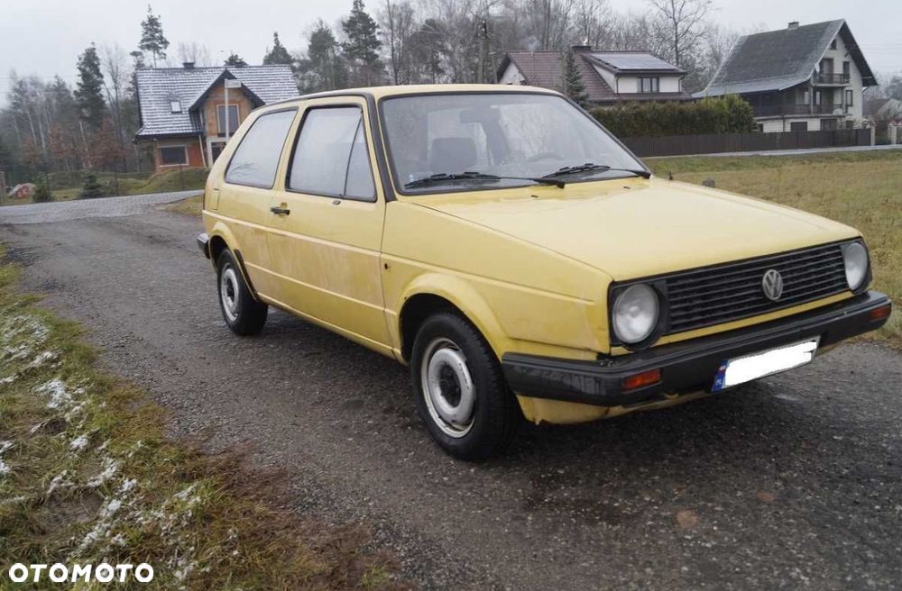 Volkswagen Golf - 2