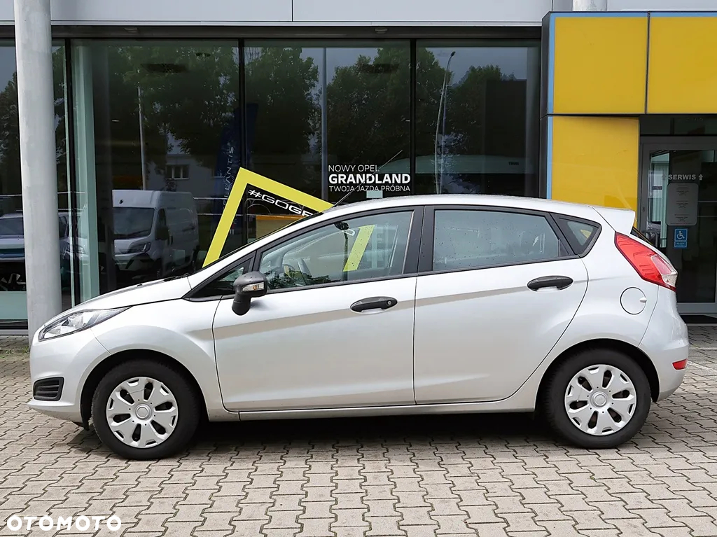 Ford Fiesta 1.25 Ambiente - 2