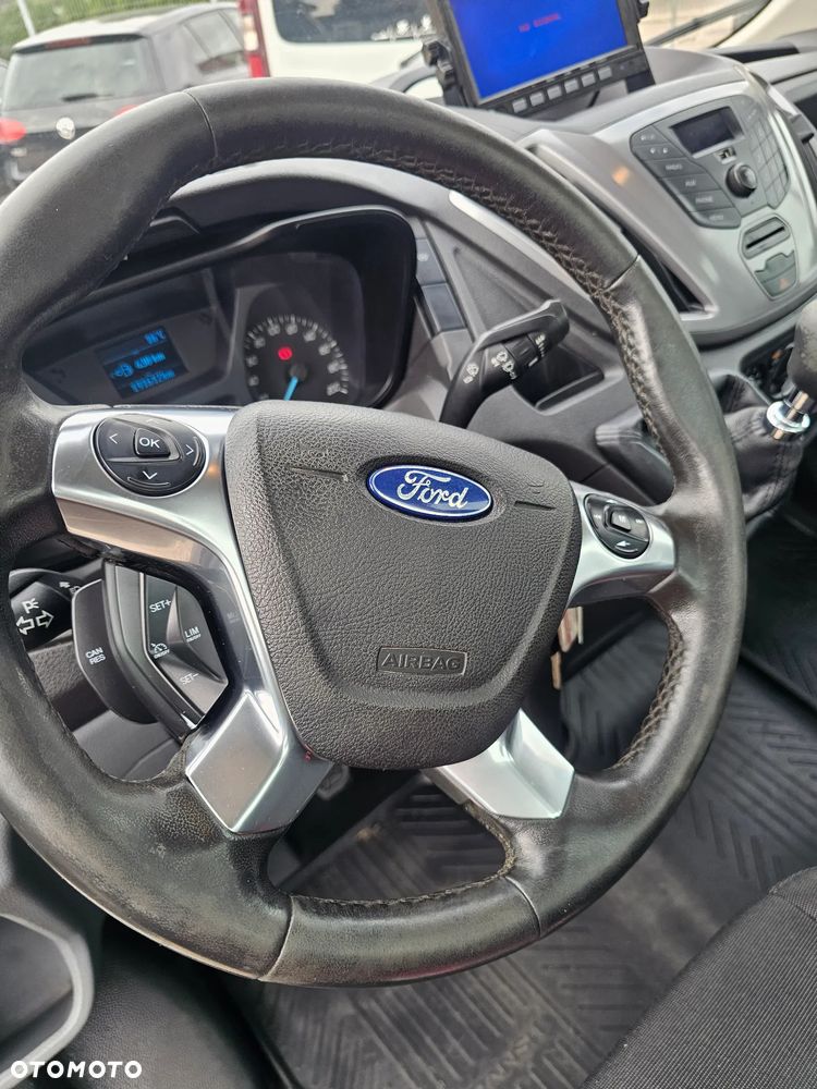 Ford Transit - 10