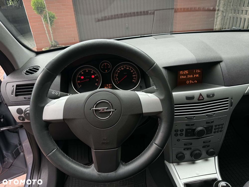 Opel Astra 1.6 Enjoy - 8