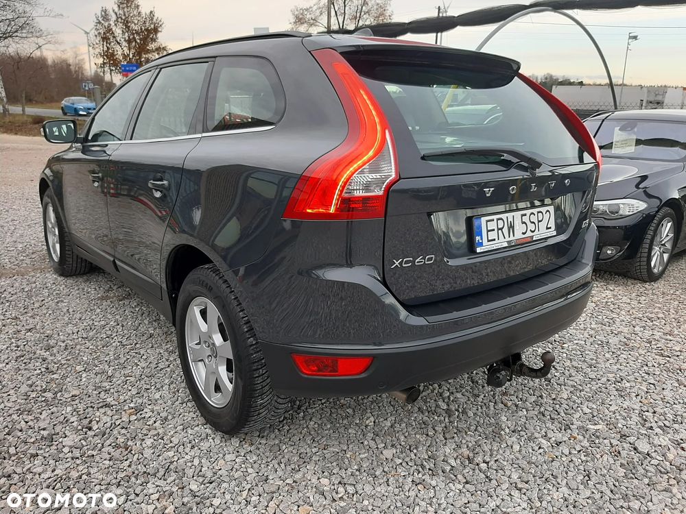 Volvo XC 60 D3 Geartronic Momentum - 12