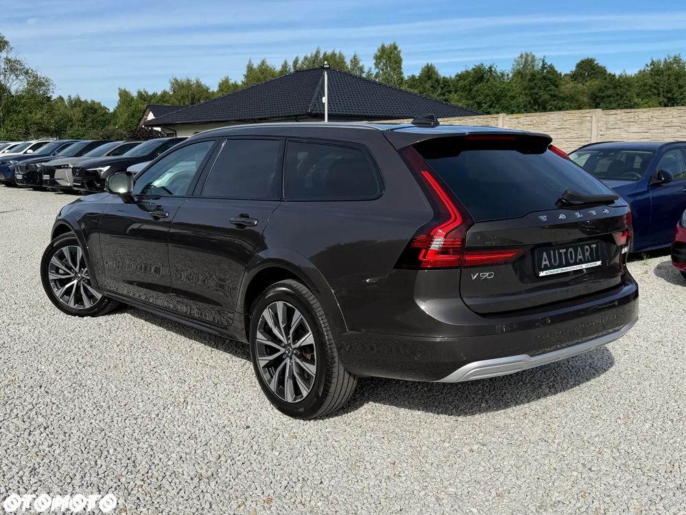 Volvo V90 Cross Country B5 D AWD Ultimate - 10