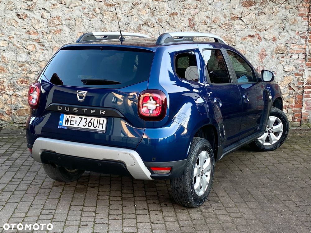 Dacia Duster 1.6 SCe Laureate S&S - 3