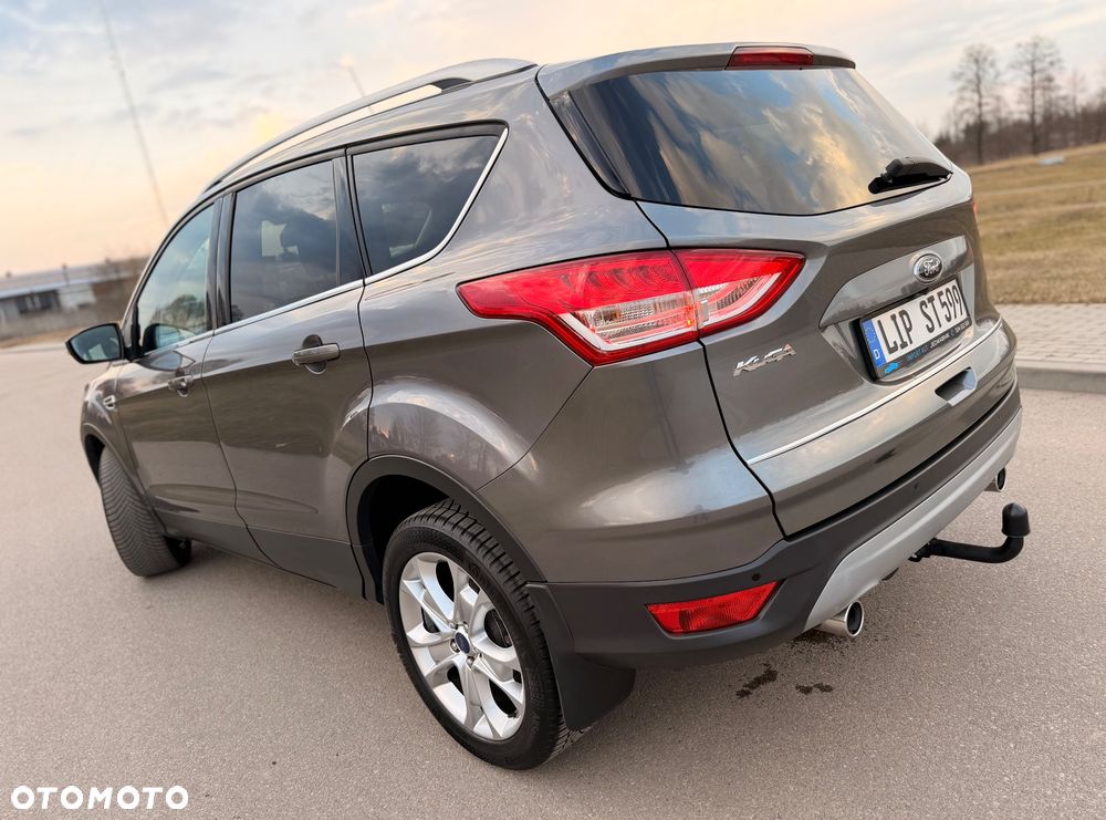 Ford Kuga 2.0 TDCi 4x4 Titanium - 4