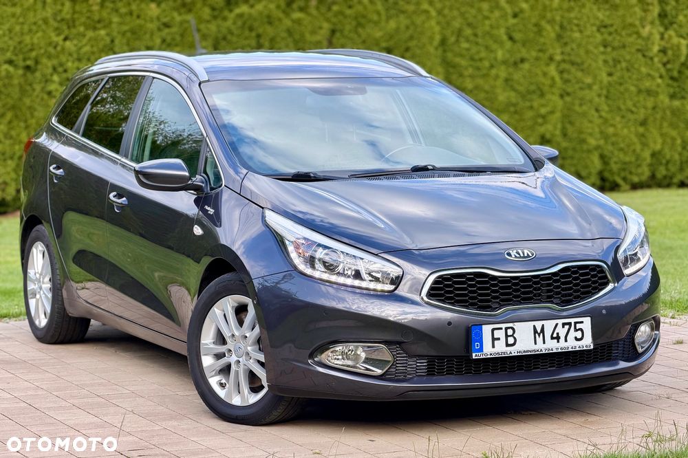 Kia Ceed 1.6 CRDi 128 ISG Platinum Edition - 3