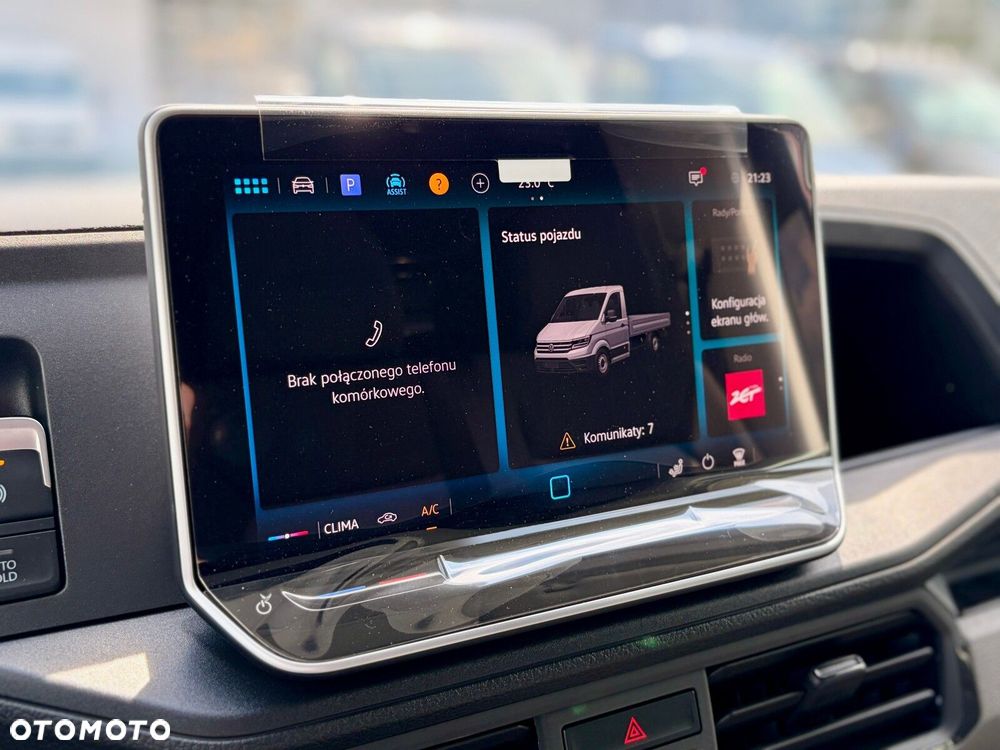 Volkswagen Crafter 35 Podwozie z pojedynczą kabiną silnik: 2,0 l EU6 SCR 177 KM / skrzynia biegów: Przedni napęd manualna 6-biegowa rozstaw osi: 4490 mm - 16