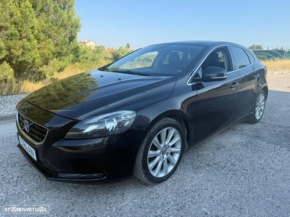 Volvo V40 1.6 D2 R-Design - 1