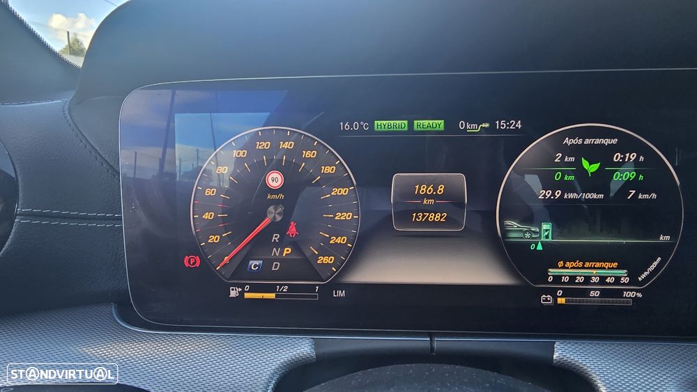 Mercedes-Benz E 300 de AMG Line - 26