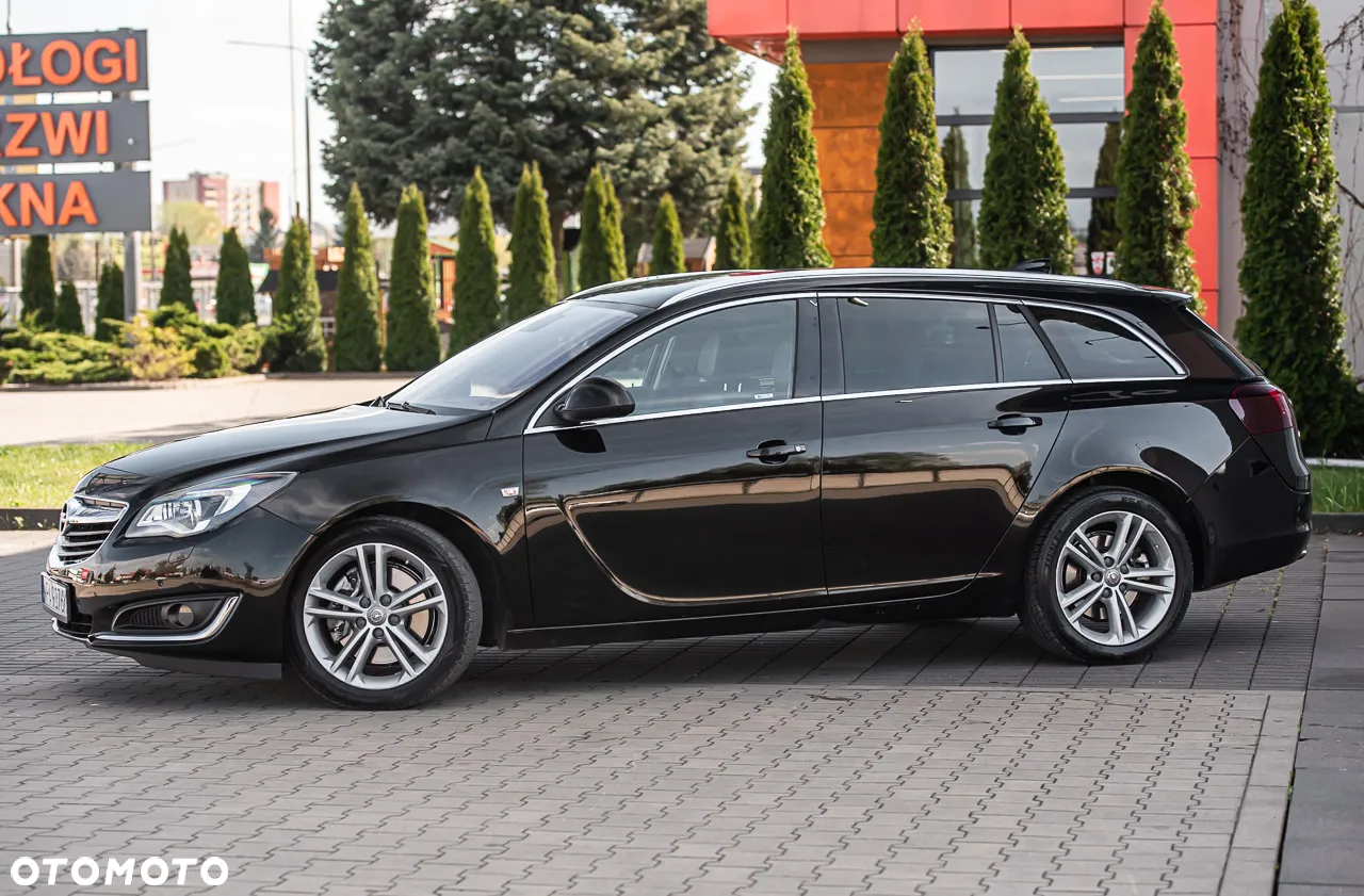 Opel Insignia 2.0 SIDI Turbo 4x4 Sports Tourer - 12