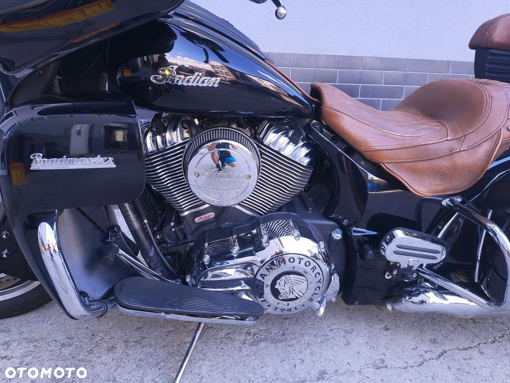 Indian Roadmaster - 8