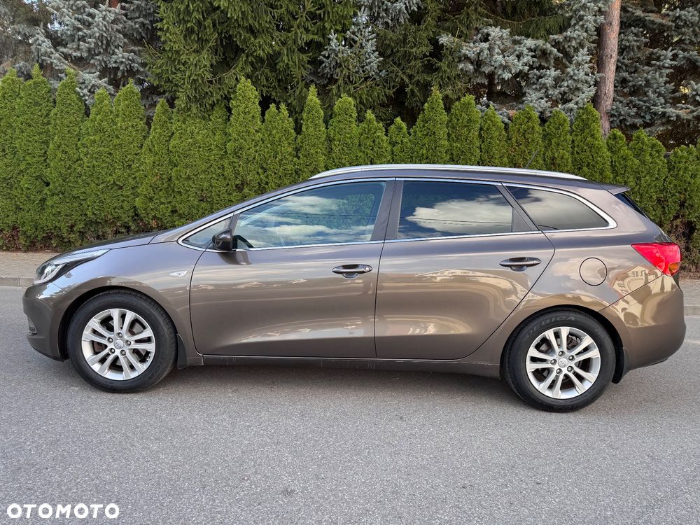 Kia Ceed Cee'd 1.6 GDI Business Line - 3