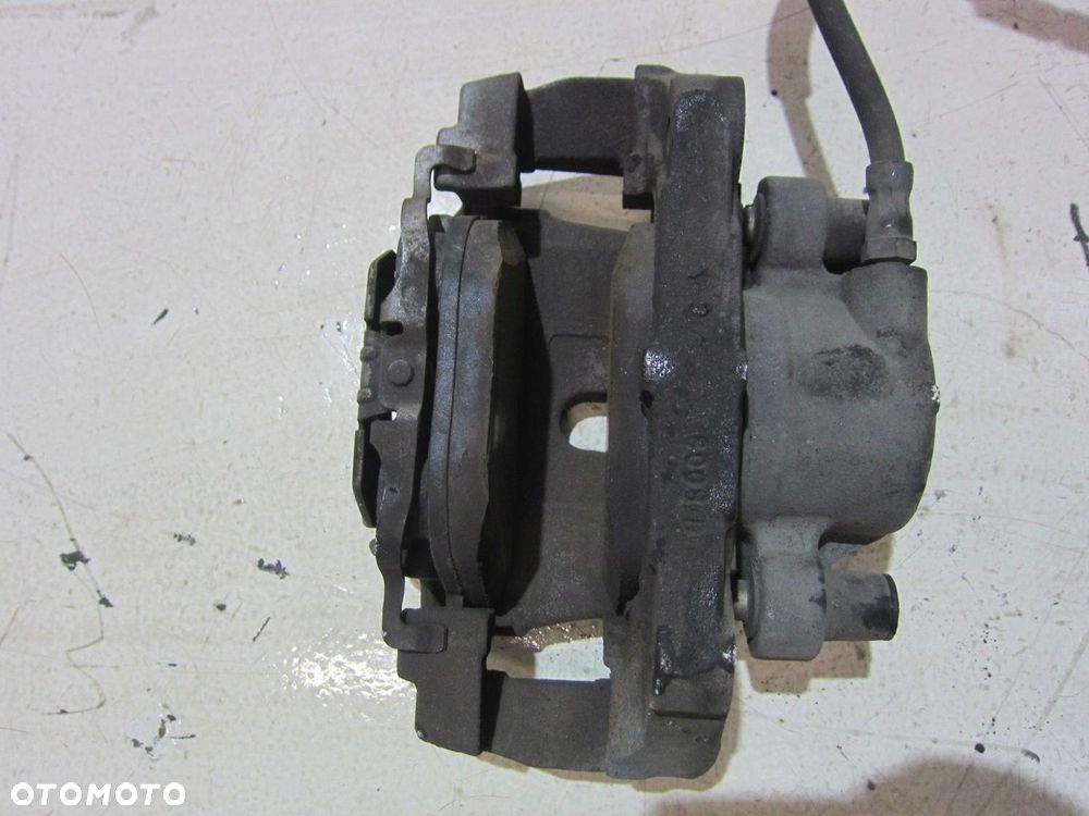 BMW X5 E70 F15 ZACISK HAMULCOWY PRAWY 6776784 - 2