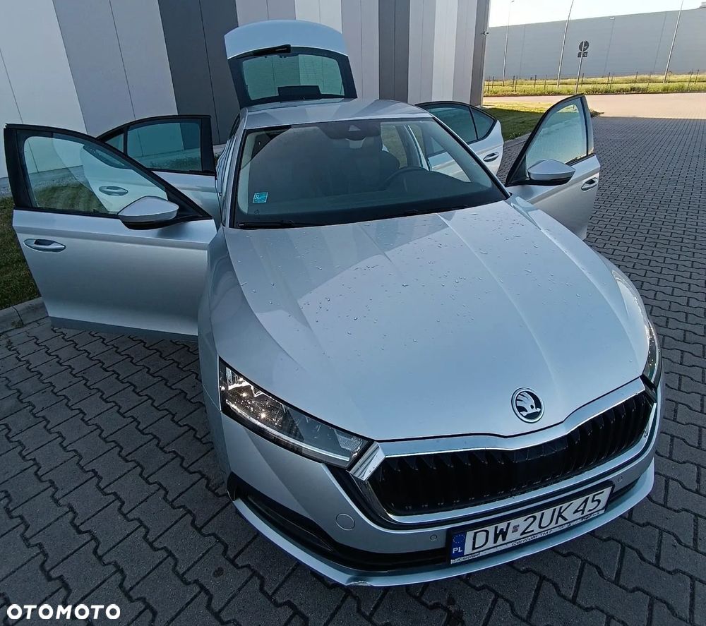 Skoda Octavia 2.0 TDI Ambition - 8