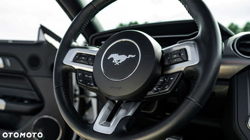 Ford Mustang Convertible 5.0 Ti-VCT V8 GT - 15