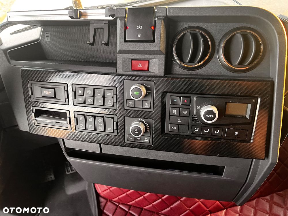 Renault Gama T 520 - 10