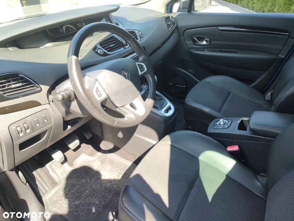 Renault Scenic ENERGY TCe 115 S&S Bose Edition - 9