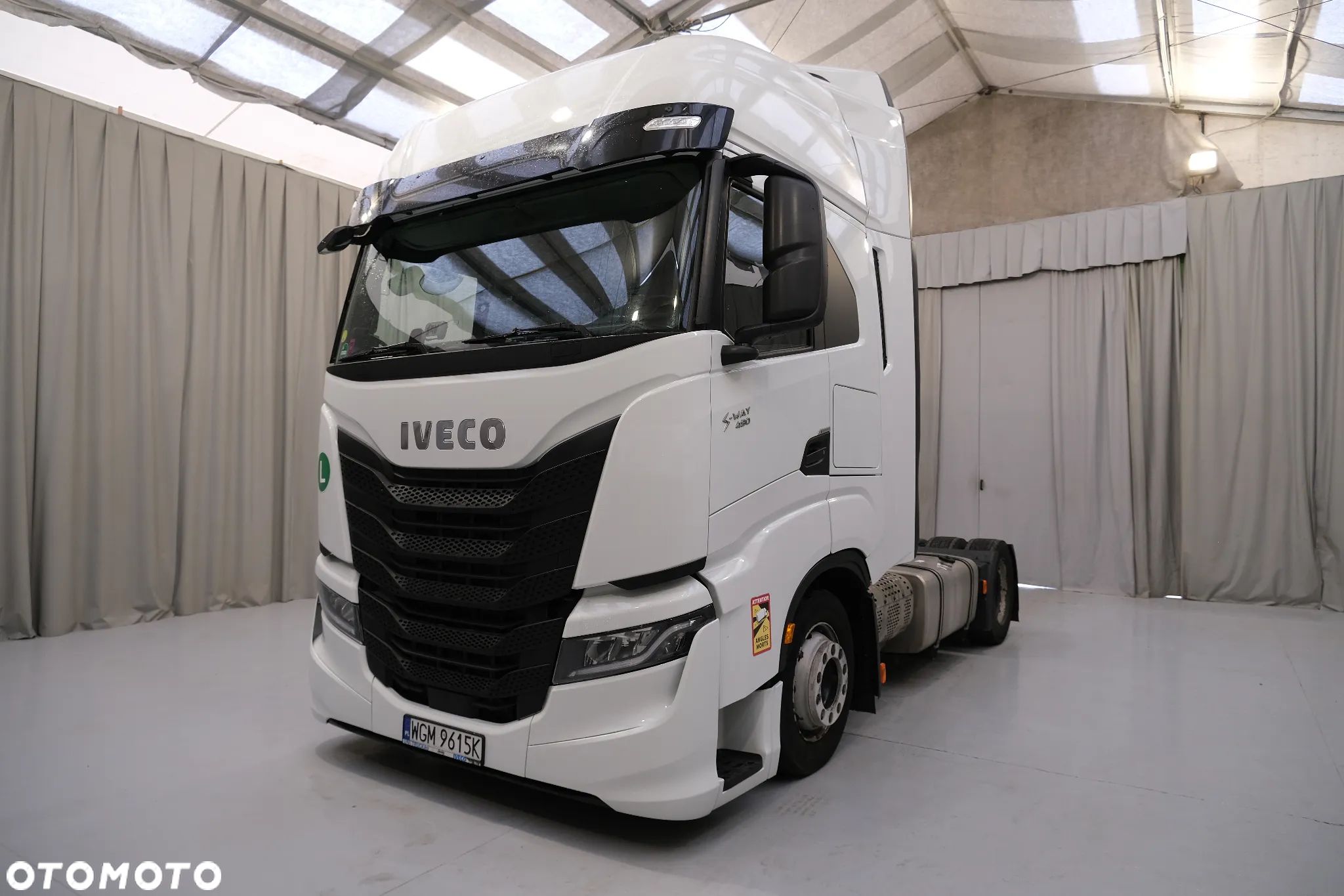 Iveco AS 440 S49 S-Way - 1