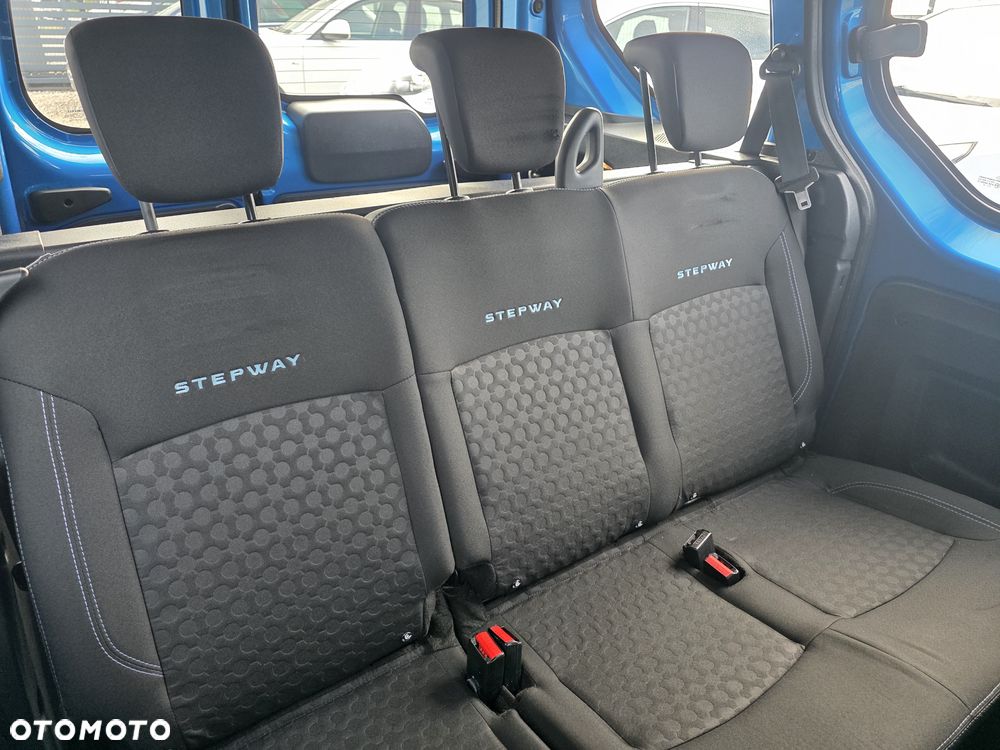 Dacia Dokker TCe 115 N1 Stepway Celebration - 22