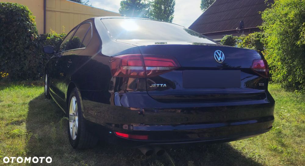 Volkswagen Jetta - 9