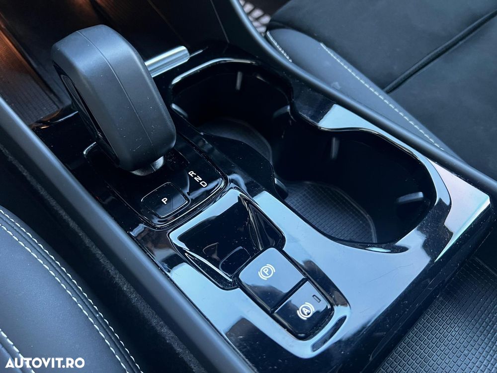 Volvo XC 40 T4 Recharge DKG Plus Dark - 13