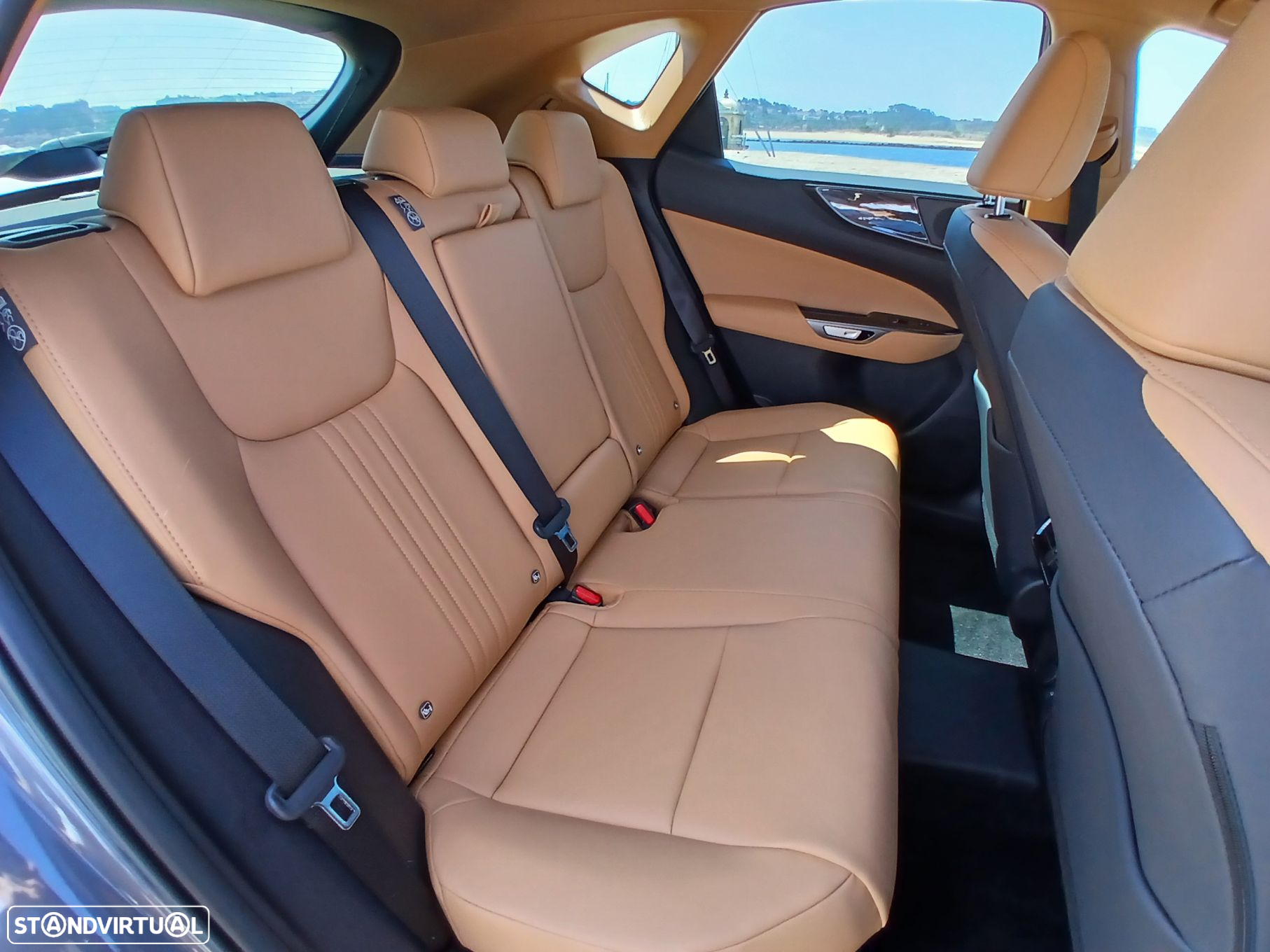 Lexus NX 450h+ - 17