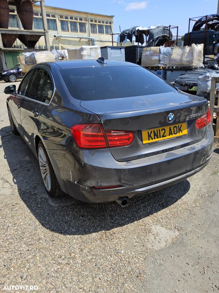 BMW Seria 3 320d - 3