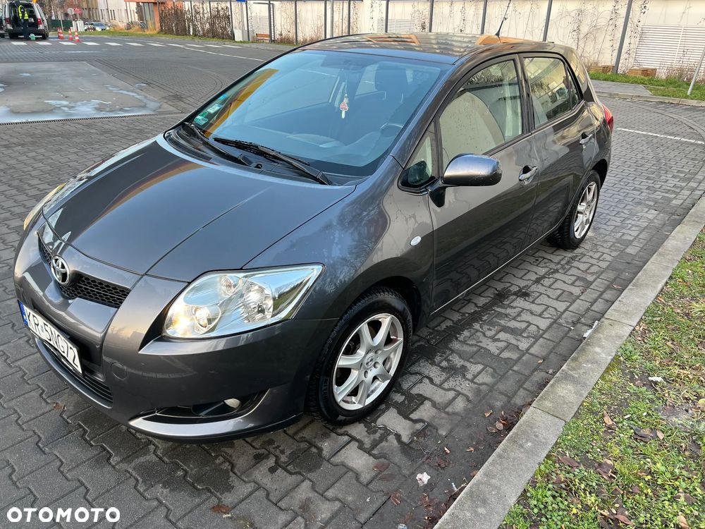 Toyota Auris 1.6 VVT-i Sol - 4