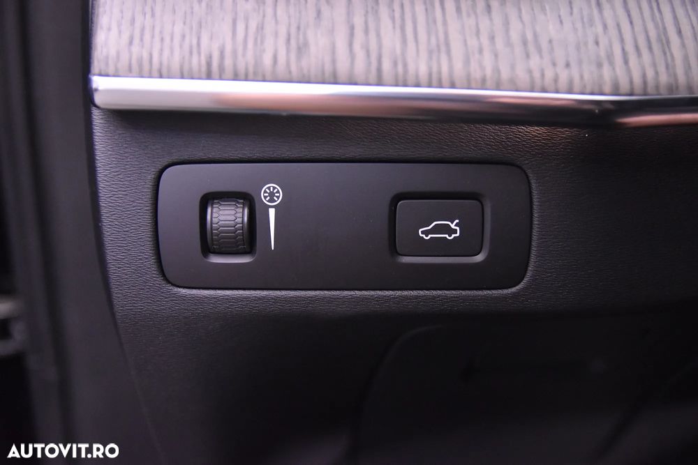 Volvo XC 90 - 14