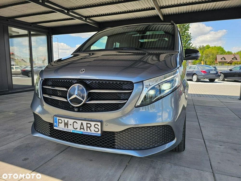 Mercedes-Benz Klasa V - 7
