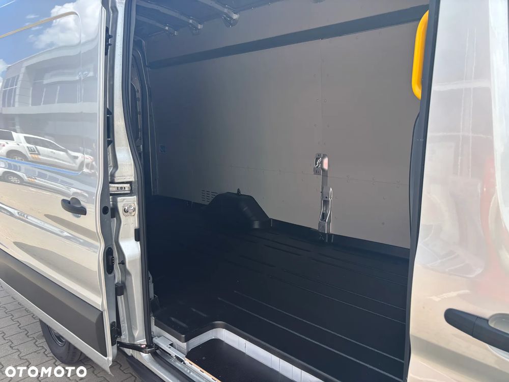 Ford Transit - 7