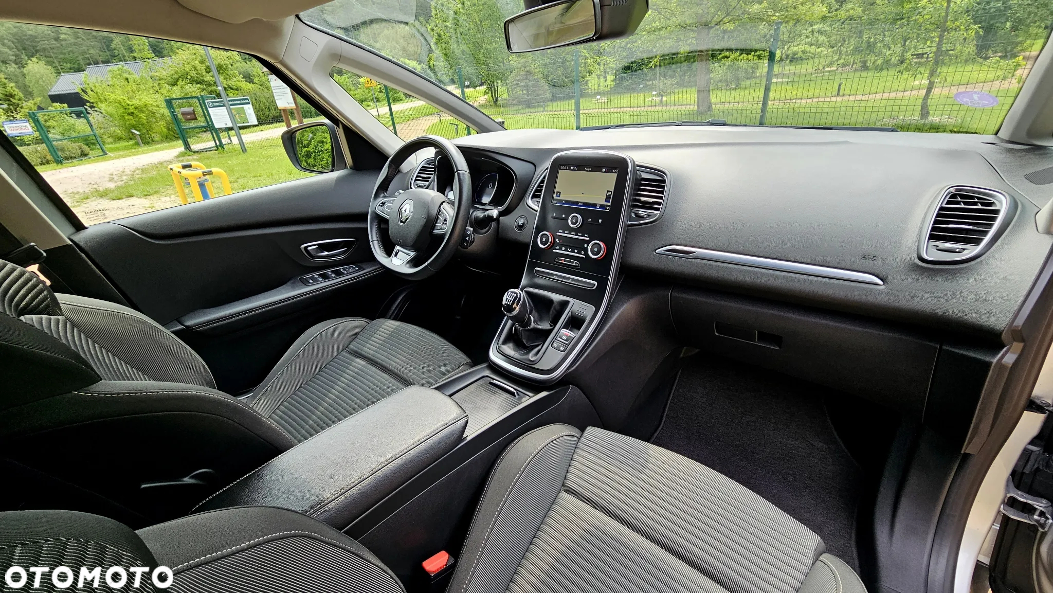 Renault Scenic 1.3 TCe FAP Zen - 39