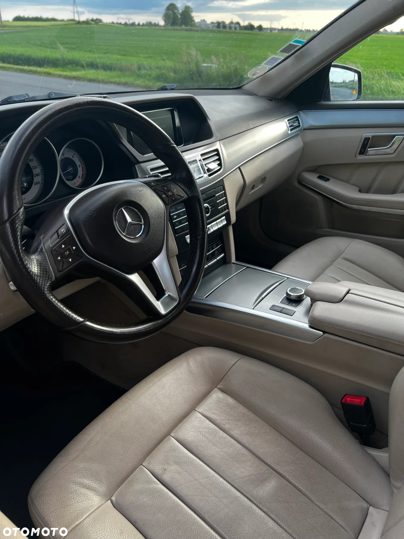 Mercedes-Benz Klasa E 300 BlueTEC Hybrid Elegance - 25