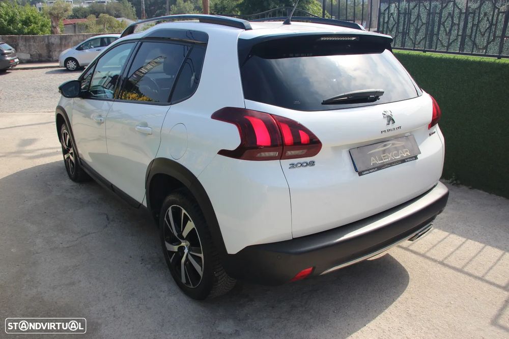 Peugeot 2008 1.2 PureTech GT Line - 10