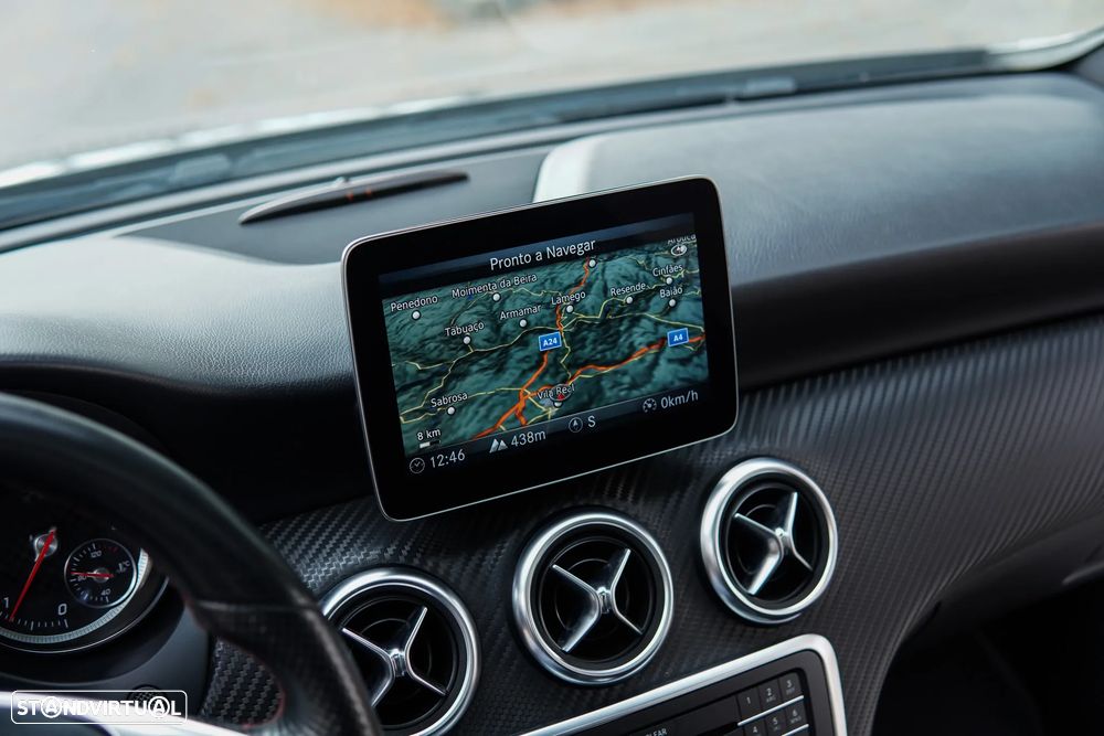 Mercedes-Benz A 180 d AMG Line - 44