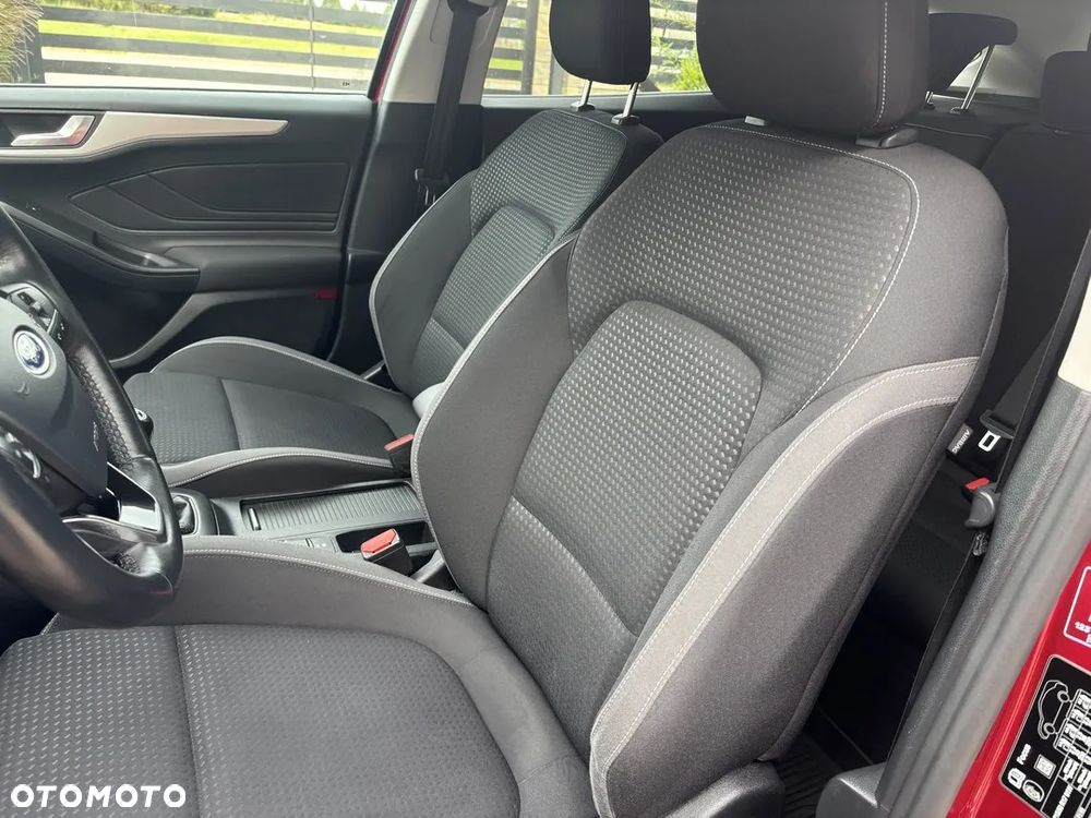 Ford Focus 1.5 EcoBoost Trend Edition Business - 22