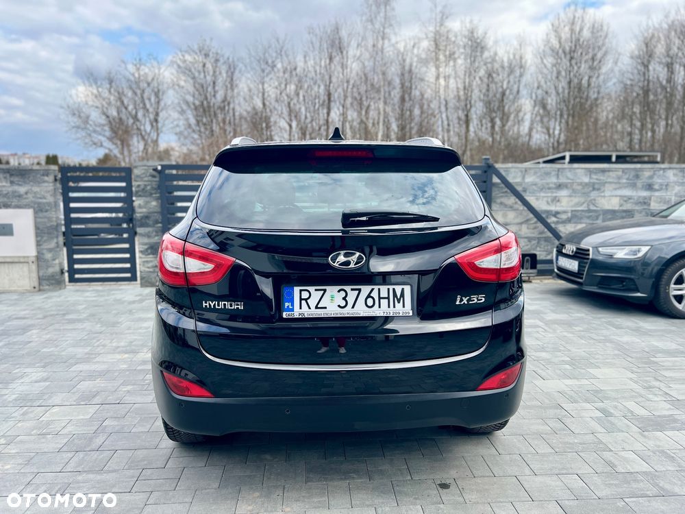 Hyundai ix35 1.6 2WD Fifa World Cup Edition - 13