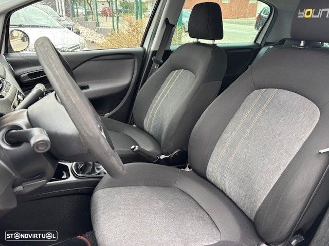 Fiat Punto 1.2 Young II S&S - 15