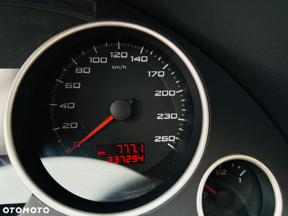 Seat Exeo 2.0 TDI DPF Multitronic - 9