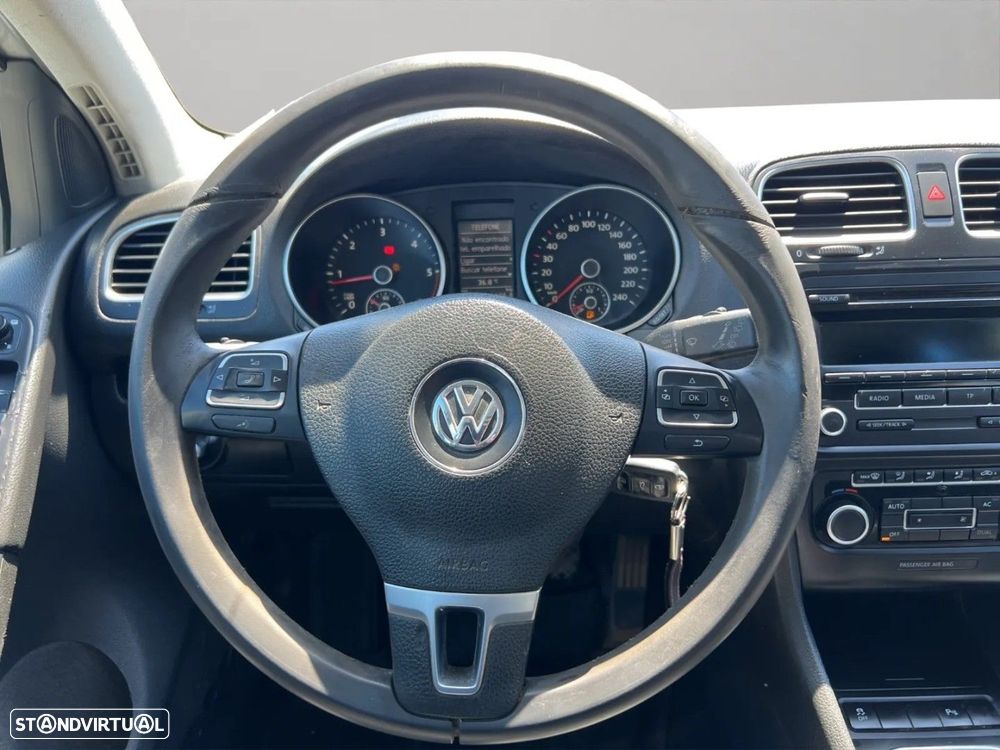 VW Golf - 10