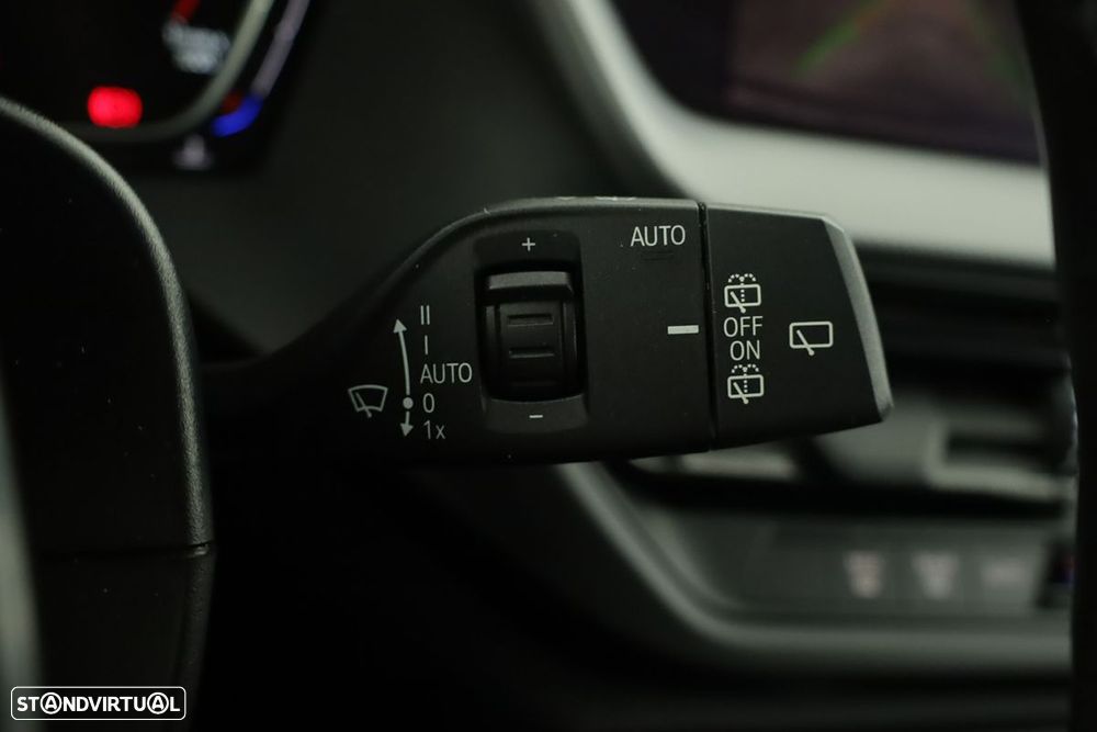 BMW 116 d Pack Desportivo M Auto - 18