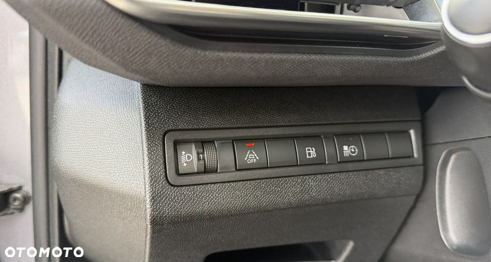 Peugeot 3008 1.6 PureTech Hybrid PHEV Allure Pack S&S EAT8 - 18