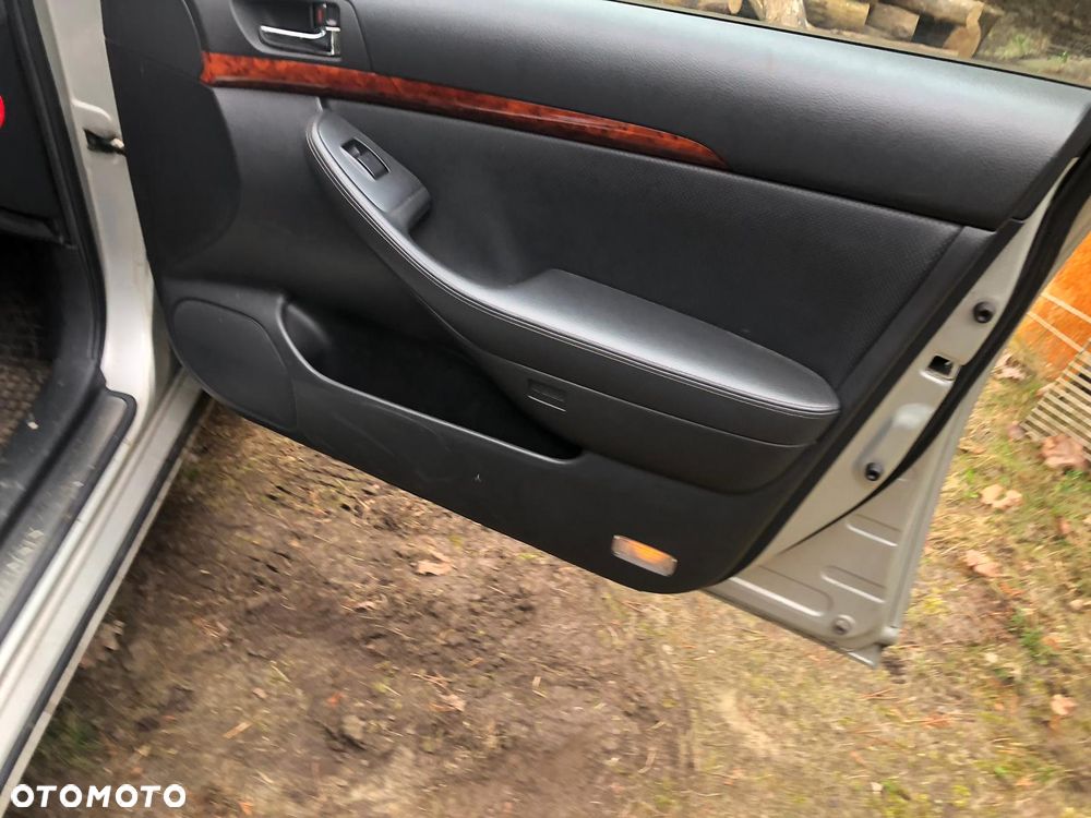 Toyota Avensis T25 boczki tapicerka drzwi skórzana  cena za 4 sztuki - 3