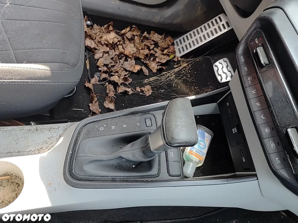 Hyundai Bayon 1.0 T-GDI 48V-Hybrid DCT Trend - 14