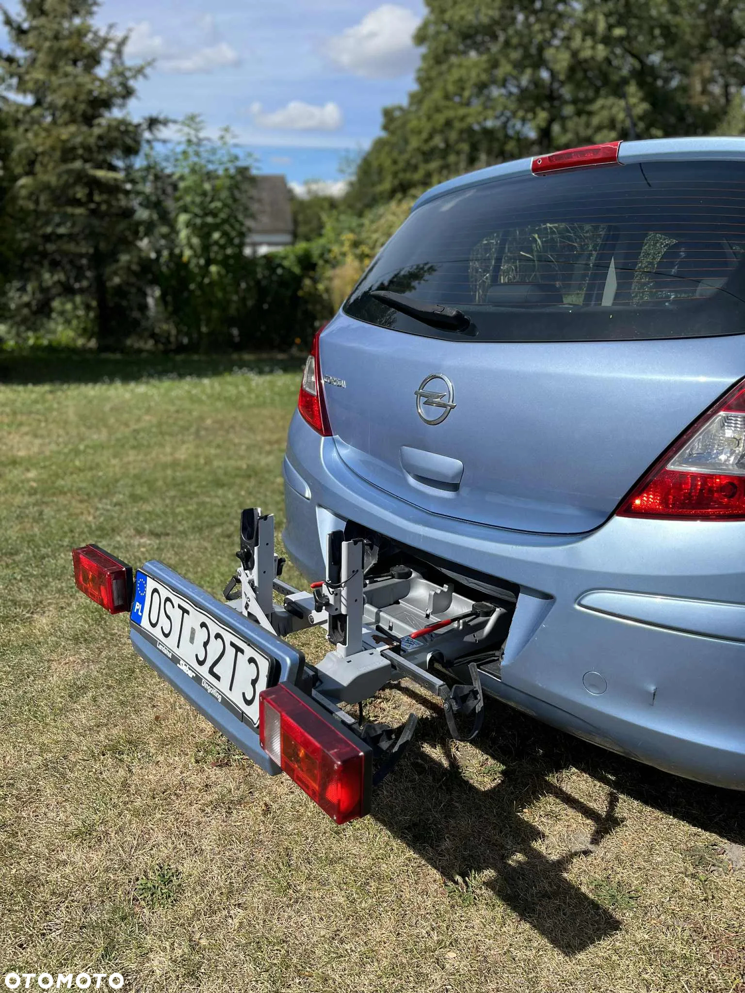 Opel Corsa 1.4 16V Active - 12