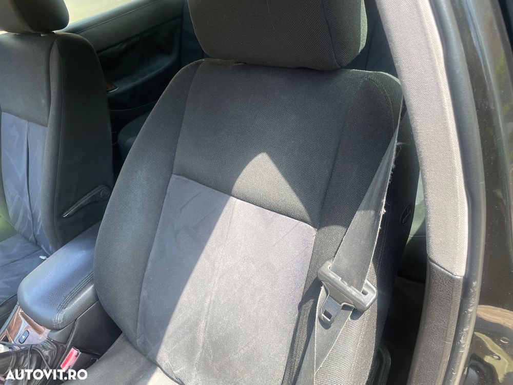 Peugeot 607 2.2HDI Pack - 25