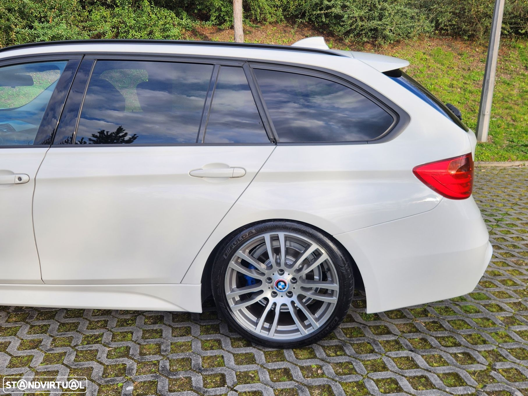 BMW 320 d Touring Sport-Aut. - 24
