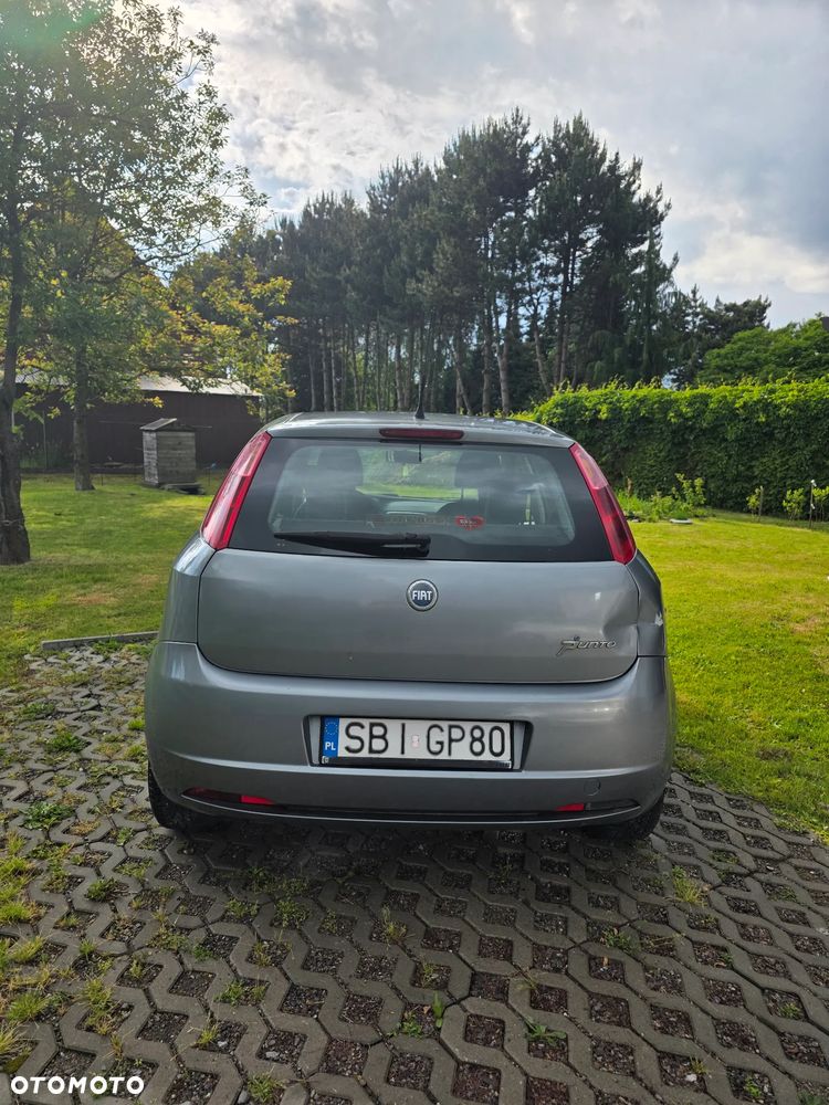 Fiat Grande Punto - 5