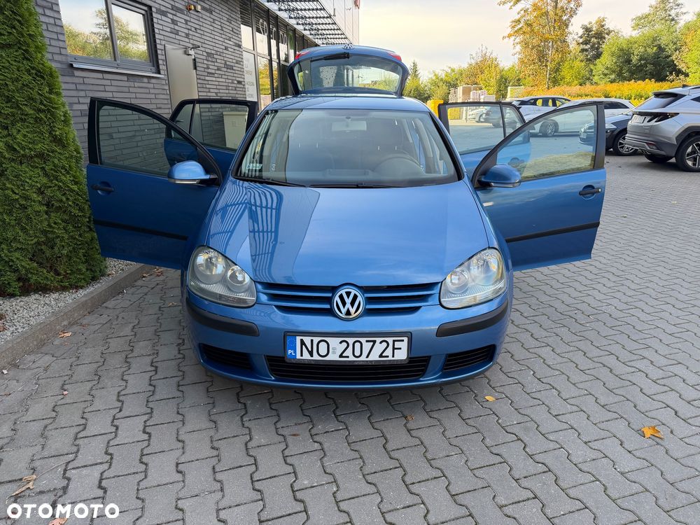 Volkswagen Golf - 5